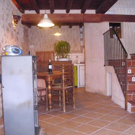 Casa Rural Con Jacuzzi Taberna Del Tio Pedro Cabanas de Polendos المظهر الخارجي الصورة